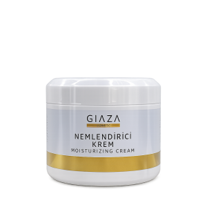 Moisturizing Cream វាជួយផ្តល់ សំណើមដែលស្បែករបស់អ្នកត្រូវការ ព្រមទាំងជួយរក្សាស្បែកឱ្យមានភាពទន់រលោងពេញមួយថ្ងៃ។ ជាមួយនឹងការរួមផ្សំយ៉ាងសំបូរបែបពីសារធាតុ Hyaluronic Acid វាជួយកែលម្អស្បែកឱ្យមើលទៅកាន់តែរលោង និងមានពន្លឺចែងចាំងជាងមុន។ សាច់គ្រីមមានលក្ខណៈស្រាលស្រទន់ ងាយស្រួលជ្រាបចូលទៅក្នុងស្បែកបានយ៉ាងរហ័ស និងមិនបន្សល់ទុកនូវអារម្មណ៍ស្អិត ឬឡើងខ្លាញ់ឡើយ។ >សារធាតុសកម្មសំខាន់ៗ (Actives)៖ អាស៊ីតហ៊ីយ៉ាលូរូនិក (Hyaluronic Acid), វីតាមីន E (Vitamin E) >របៀបប្រើប្រាស់ (Directions for Use)៖ លាបផលិតផលក្នុងបរិមាណសមល្មមនៅលើស្បែកដែលស្អាត និងស្ងួត រួចធ្វើការម៉ាស្សាថ្នមៗជាវង់មូល រហូតទាល់តែសាច់គ្រីមជ្រាបចូលទៅក្នុងស្បែកអស់។